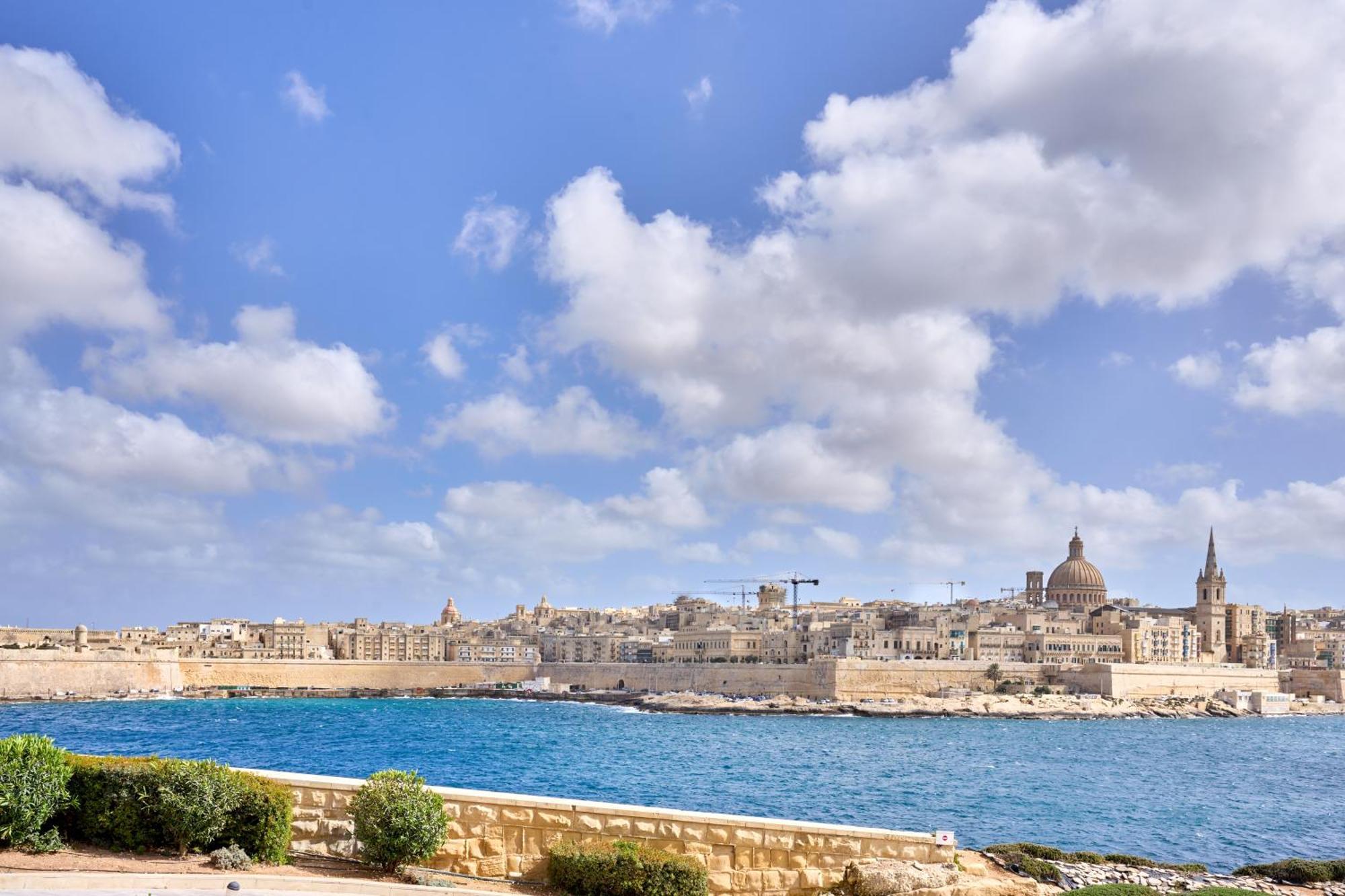 Stylish Apartment In Tigne Point Sliema Dış mekan fotoğraf